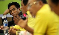 Kubu Agung Minta Kubu Ical Dengarkan Yusril Soal SK Menkum HAM