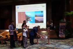 Mengenal Wisata Lembata Lewat Pameran Foto di Kemenpar