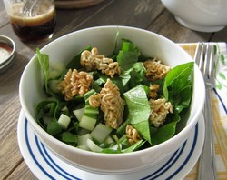 Sekali-sekali Racik Mie Instan dengan Tampilan Menu Restoran