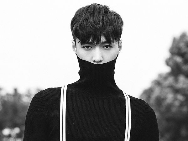 Mengintip Foto Teaser Lay untuk 'EXODUS'