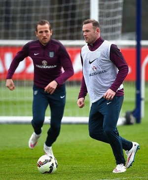 Rooney: Jangan Bebani Harry Kane