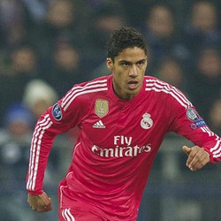 Varane Bertekad Bangkit dan Kembali Jadi Starter di Madrid
