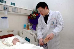 Kebiasaan Makan Kodok saat Kecil, di Kepala Gadis Ini Ditemukan Parasit