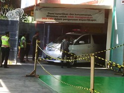 Detik-detik Kedatangan Jenazah Olga Syahputra