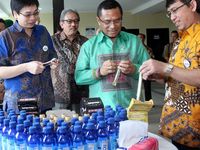 Menperin Tinjau Pabrik GarudaFood di Gresik
