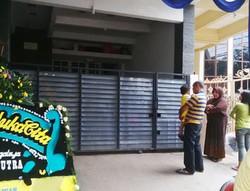 Masih Berduka, Pagar Rumah Olga Tertutup Rapat Bagi Pelayat