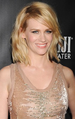 Tanpa Make-up, January Jones Justru Merasa Seksi
