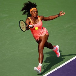 Serena Lewati Hadangan Pertama