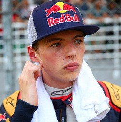 Max Verstappen Ukir Rekor Baru di F1 Lewat Finis Ketujuh di Sepang