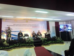 Menteri ESDM: Jangan Habiskan Energi Bahas Harga BBM yang Naik Rp 500/Liter