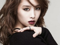 Meski Hengkang, Nicole Ikut Rayakan Ulang Tahun Debut KARA