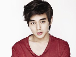 2 Tahun di Militer, Video Girlband KPop Jadi Obat Hati Yoo Seung Ho