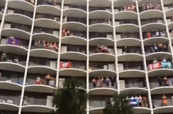 Bangunkan Tamu, Resor di Florida Pakai Lagu Lion King