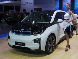 Melirik Kecanggihan 2 Mobil Ramah Lingkungan BMW, i3 dan i8