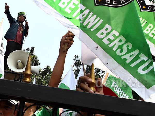 Ahok Didemo Soal Sapi USB