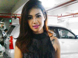 Ikuti Jejak Jupe Jadi Penyebab Della Wulan Cerai?