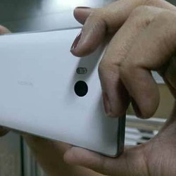 Adu Kamera Lumia 930, iPhone 6, Nexus 6 & HTC One M9