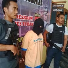 Kuli Panggul Buah Dihadiahi Timah Panas