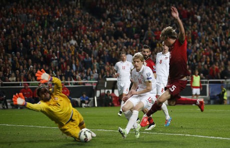 Kalahkan Serbia, Portugal Puncaki Grup I