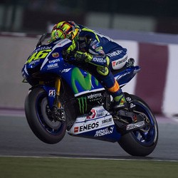 Rossi Menangi Seri Pembuka MotoGP 2015