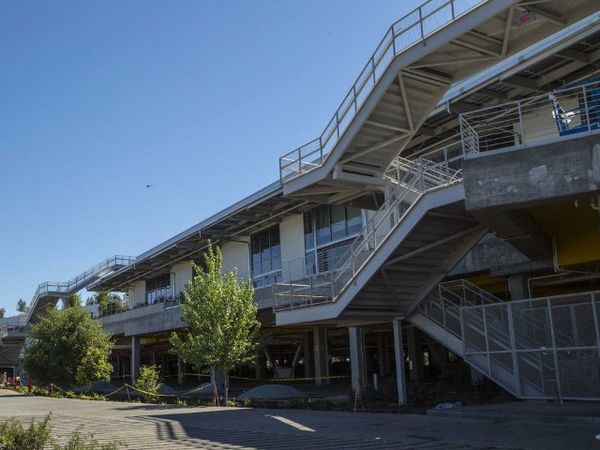 Jalan-jalan ke Kantor Baru Facebook