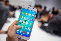 Plus Minus Galaxy S6