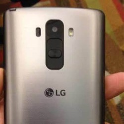 G4 Jumbo Bukan Lawan Note 4 & iPhone 6 Plus