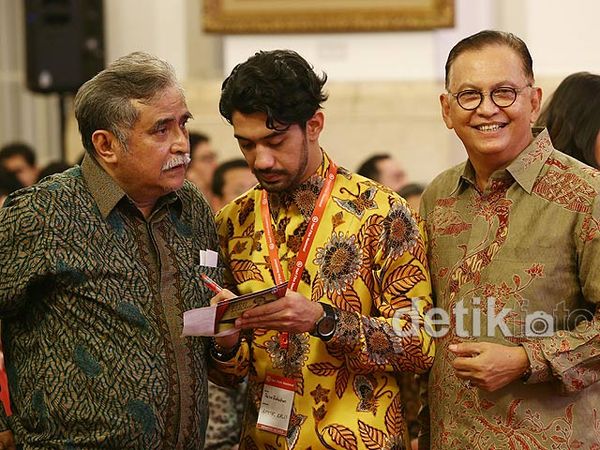 Sederet Artis Peringati Hari Film Nasional di Istana Negara