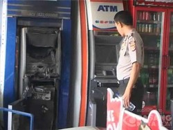 Dibobol Maling, ATM di Dalam Minimarket ini Gosong Dilalap Api