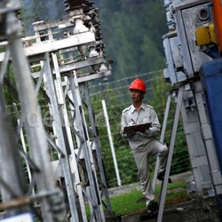 Jokowi Ingin Bangun Pembangkit 35 Ribu MW, PLN Mulai Tender Gas