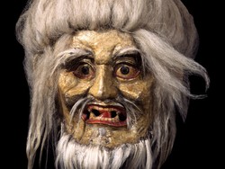 Napak Tilas 500 Tahun Perjalanan Seni Topeng