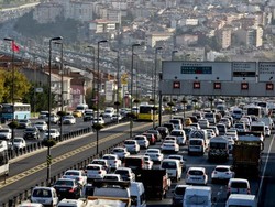 Ini 9 Kota dengan Lalu Lintas Padat di Sore Hari dan Malam Hari