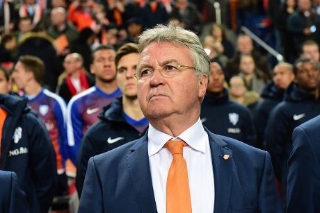 Hiddink Lelah Tanggapi Pertanyaan soal Masa Depannya