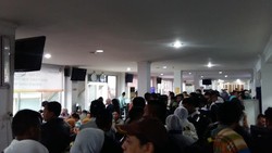 Long Weekend, Bandara Husein Sastranegara Bandung Disesaki Penumpang