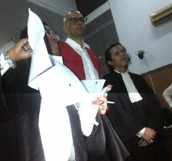 Terbukti Lakukan Kekerasan Seksual, Guru JIS Dihukum 10 Tahun Bui