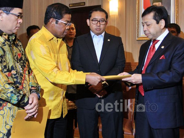 Kubu Ical Serahkan Putusan Sela PTUN ke DPR