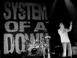 Mulai Garap Album Baru, System of A Down Tetap Jalani Tur Konser