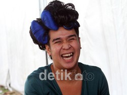 Olga Ganti Nama Gara-gara Salah Melangkahi Kuburan?