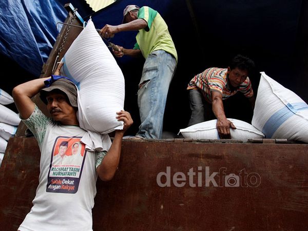 RI Impor Beras 7.912 Ton di Februari 2015