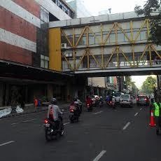 Ini Penampakan JPO Gedung Siola Usai Reklame Jumbo Dibongkar