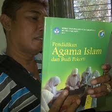 Buku Agama Diduga Berisi Paham Radikal Beredar di Sekolah SMA Situbondo