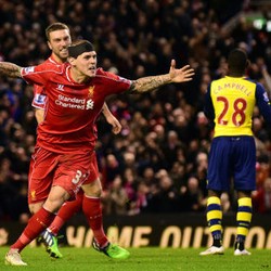 Arsenal-Liverpool Saling Sikut di Emirates, Kans Besar MU