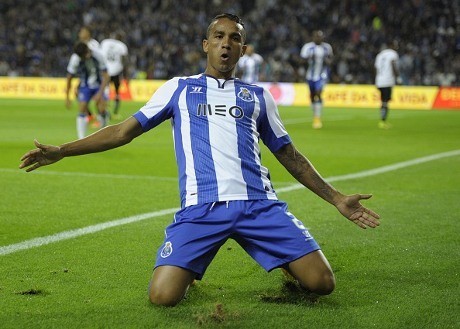 Danilo Memang Layak Bergabung dengan Madrid