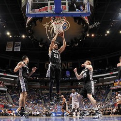 Bekuk Magic, Spurs Pastikan Tiket Playoff