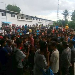 Wajah-wajah Bahagia ABK Myanmar Sesaat Sebelum Tinggalkan Benjina