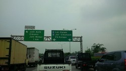 Aduh! Di Long Weekend Ini Tol Cikampek Pamer Paha