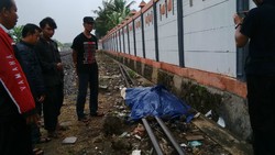 Seorang Pria Tewas Tersambar KA Argo Muria di Semarang