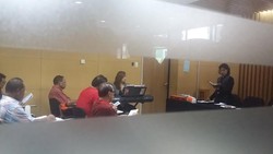 Begini Suasana Kebaktian Jumat Agung yang Diikuti Para Tahanan KPK