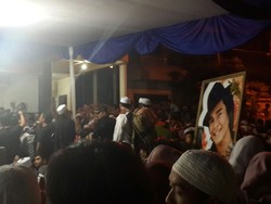Pengajian 7 Hari Olga Sempat Ricuh, Warga Berebut Ingin Lihat Artis
