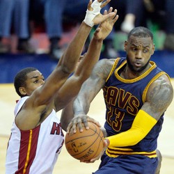 Wade Cedera, Heat Disungkurkan Cavs